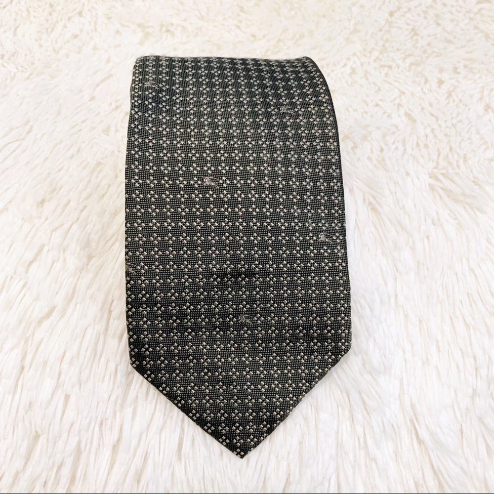 Burberry Men's Green and Cream Geometric Printed Tie - Picture 5 of 5